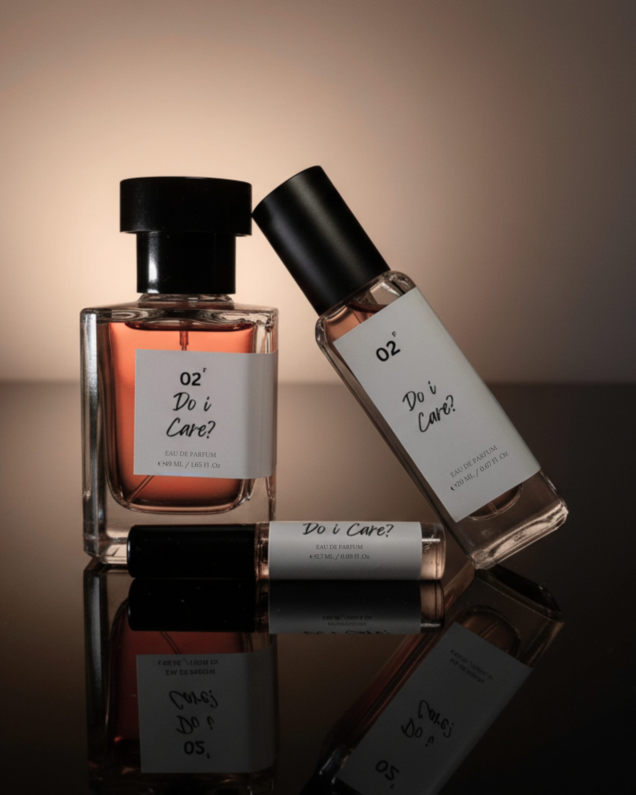 Do I Care luxury niche perfume bottles minimalist design Bois et Fleurs
